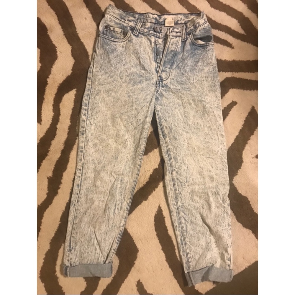 High waisted, acid washed, striped jeans